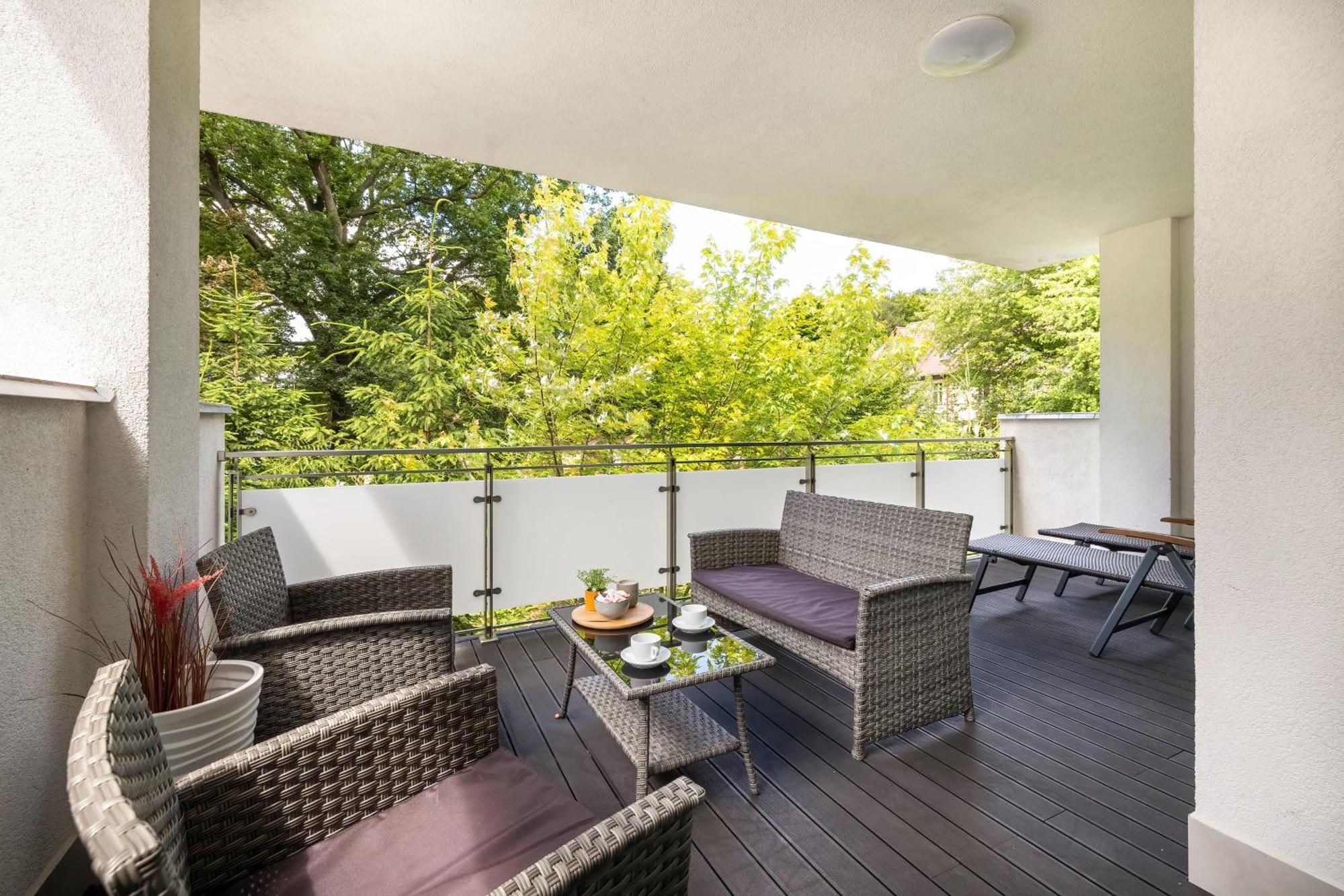 Family Apartments Herberta With Terrace And Parking By Rent Like Home Swinoujscie Exterior photo
